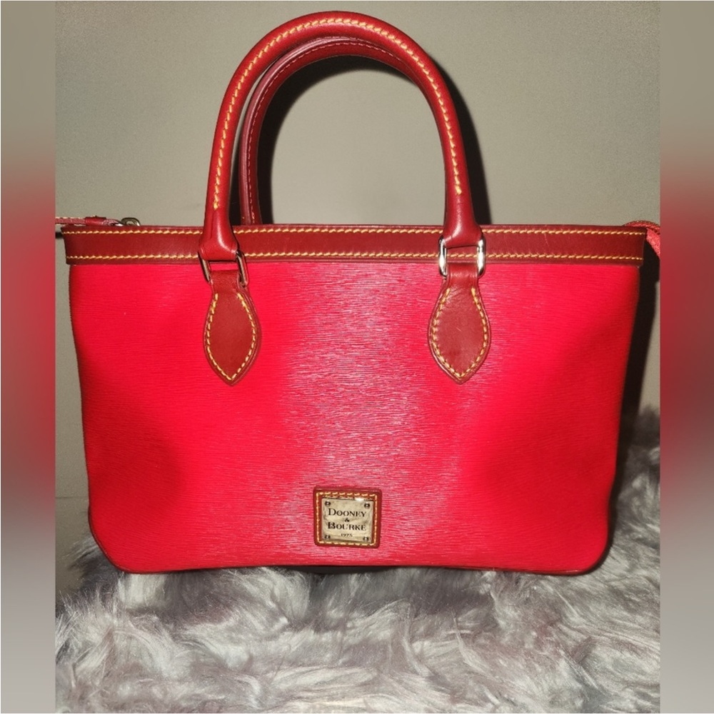 LIKE NEW Dooney & Bourke Epi Leather Tote Bag